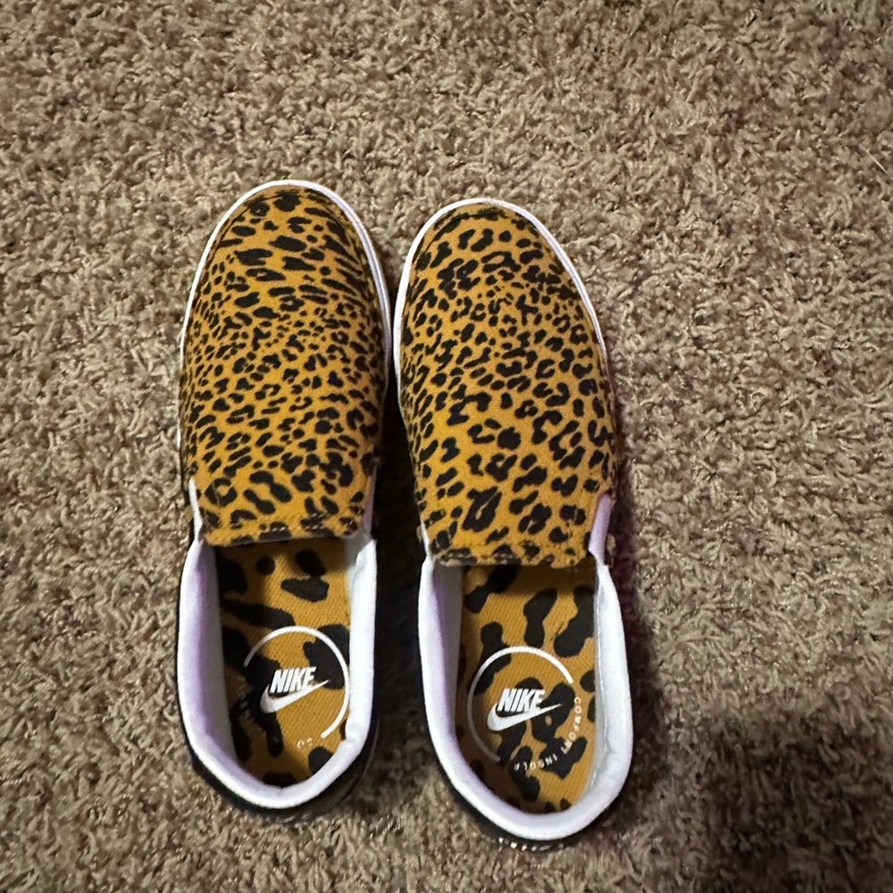 Cheetah leopard Nike Slip Ons